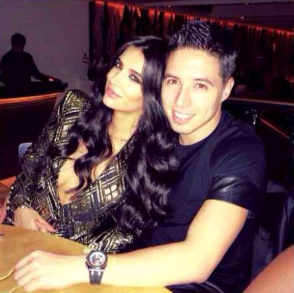 Twitter : La WAG de Nasri revancharde