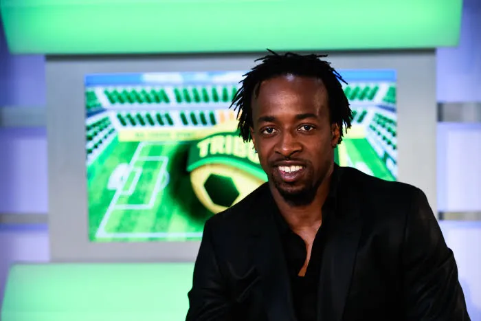 Twitter : Selfie présidentiel pour Govou