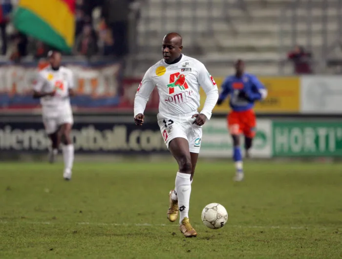 Titi Camara ironise sur Suárez