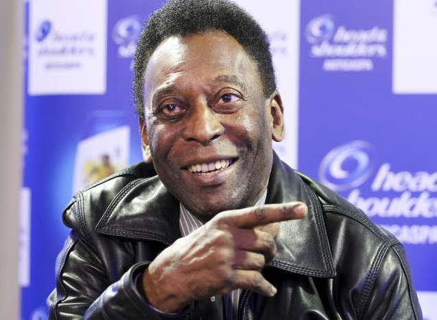 Pelé : «<span style="font-size:50%">&nbsp;</span><i>Le 6e titre en Russie</i><span style="font-size:50%">&nbsp;</span>»