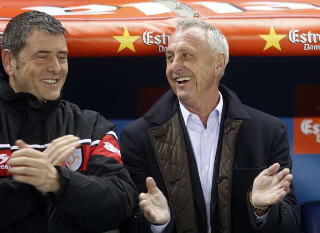 Cruyff pas convaincu par Suárez