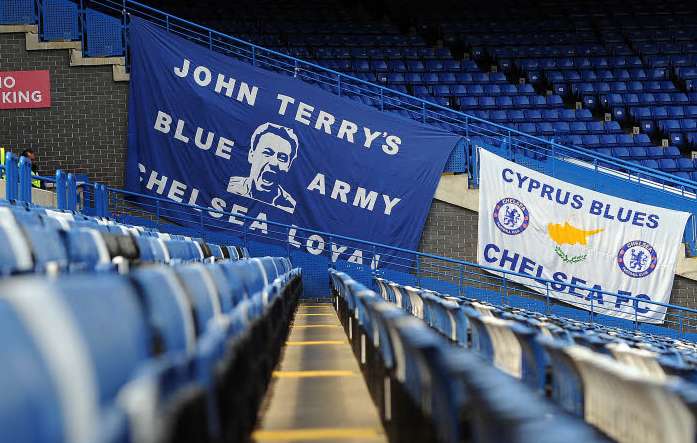 Terry console une fan