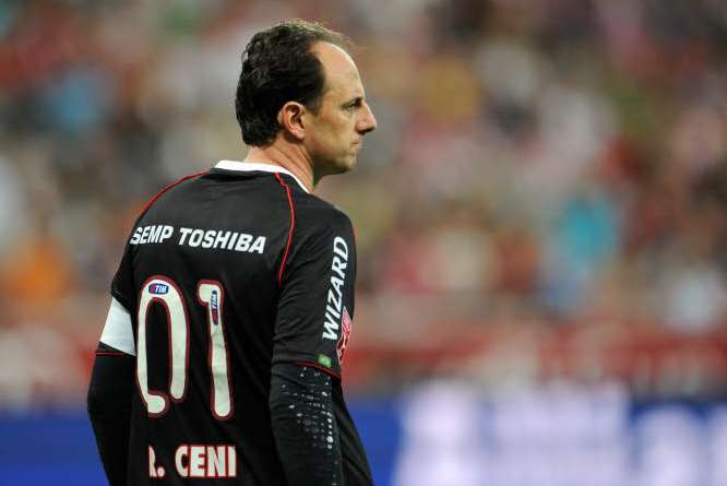 Vine : Ceni manque son péno