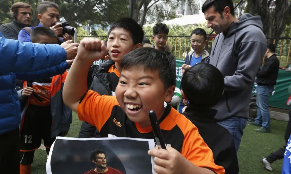 Figo démarre sa campagne en Chine