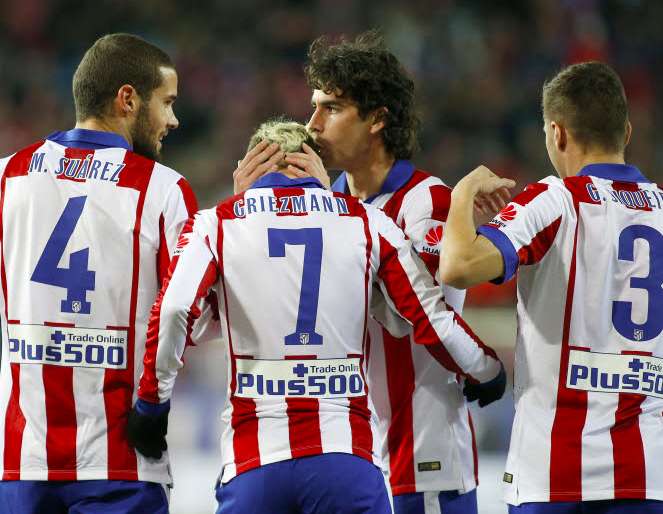 Atletico humiliates Real and hovers over Madrid