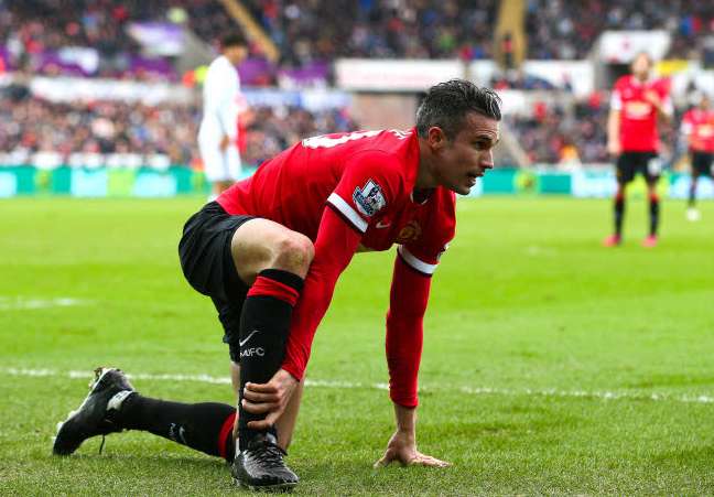 Robin van Persie répond à des enfants
