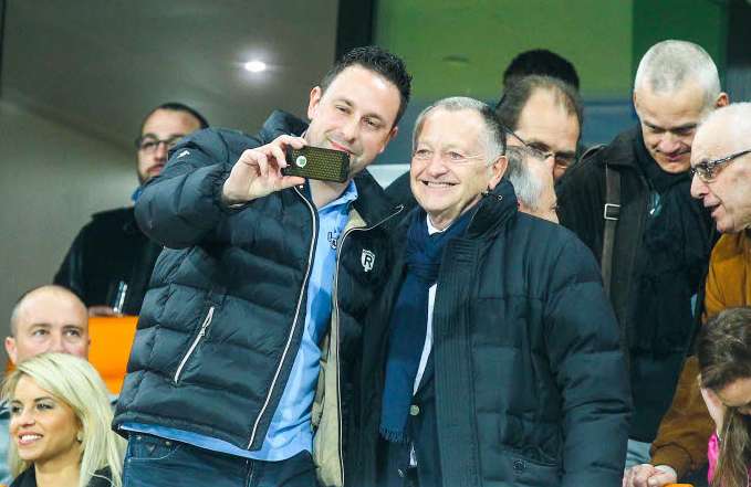 Tu sais que tu suis Aulas sur Twitter quand….