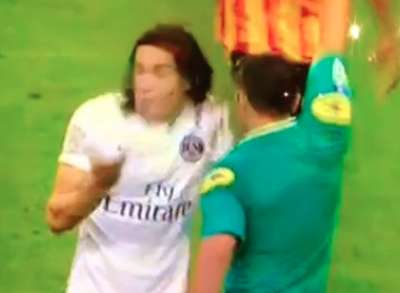 Vine : Cavani voit rouge