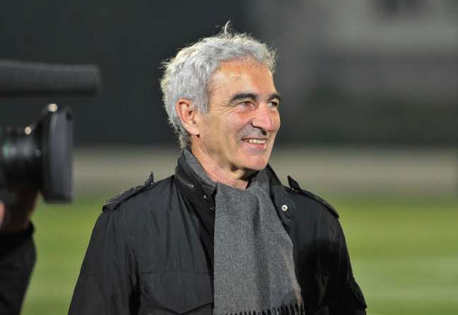 Domenech se farcit Dugarry