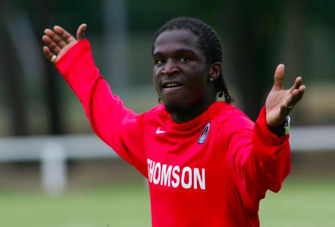 Vine : le ciseau de Bernard Mendy