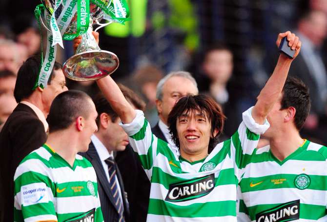 Vidéo : le coup franc de Nakamura