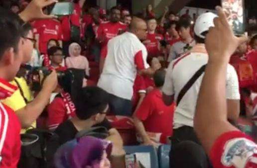 Un Mancunien au milieu des Reds malaisiens