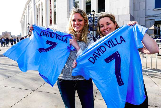 Vidéo : le contrôle de David Villa