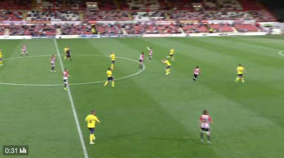 Vidéo : une demi-volée de 40 mètres en Angleterre