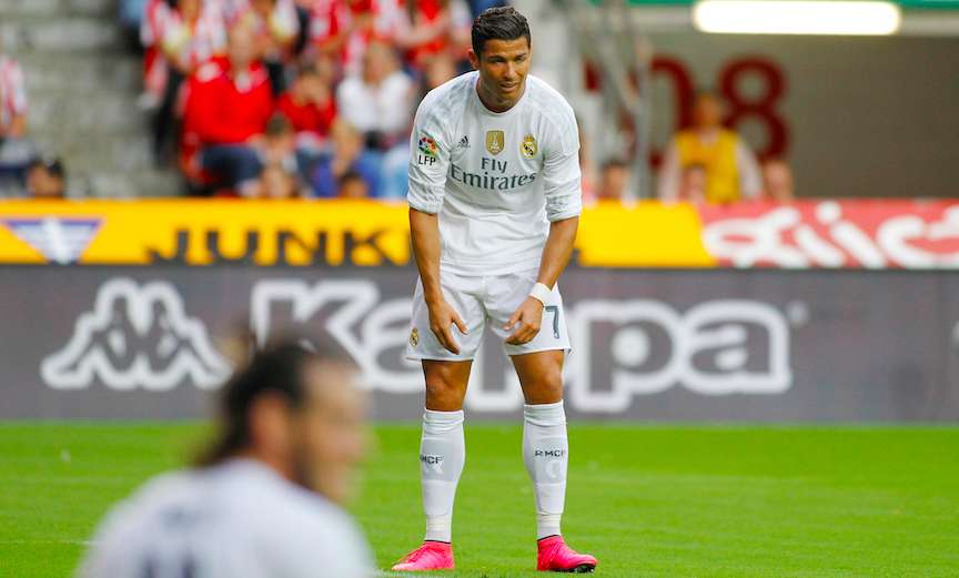 Le Real de Benítez commence par un accroc