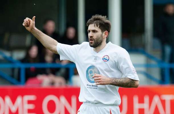 Dean Wells, hooligan repenti