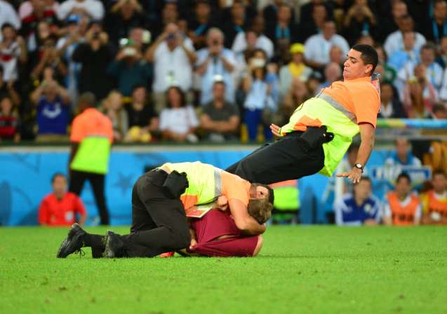 Vidéo : la glissade du stadier de Bruges