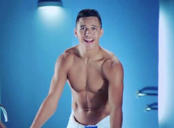 Alexis Sánchez vous vend un rasoir