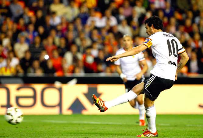 Vine : le coup franc de Parejo