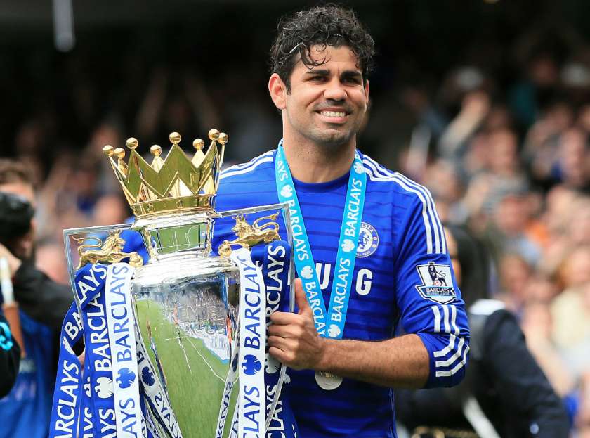 Diego Costa jette du céleri sur les fans