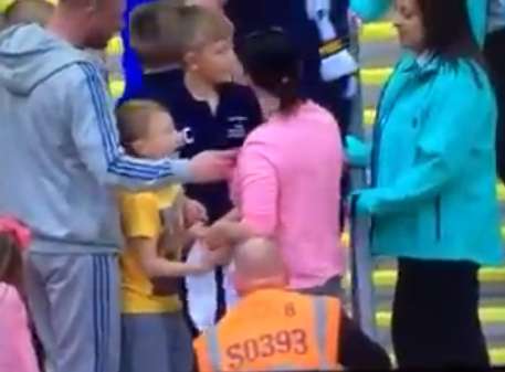 Preston réagit au vol de maillot