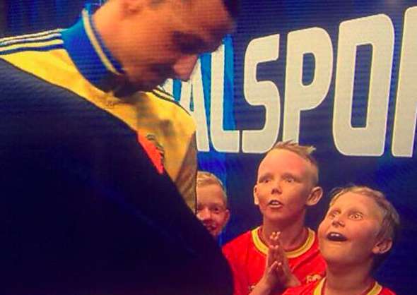 Twitter : Zlatan émerveille des enfants