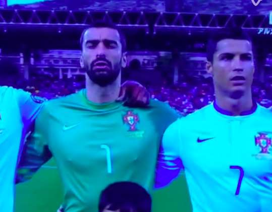 Vine : CR7 donne le ton sur l&rsquo;hymne portugais
