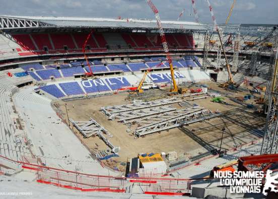 Le nouveau stade de l&rsquo;OL prend forme en couleurs