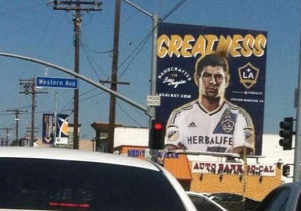 Gerrard placardé à Los Angeles