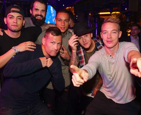 Van der Wiel en boîte avec Justin Bieber