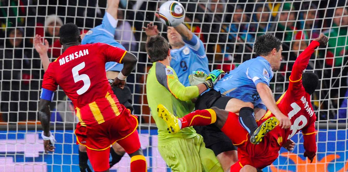 Et si Suárez n&rsquo;avait pas mis la main face au Ghana…