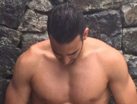 Photo : Adil Rami répond à un internaute