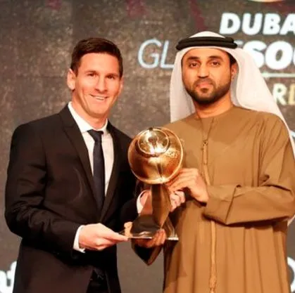 Photo : Messi remporte les Globe Soccer Awards