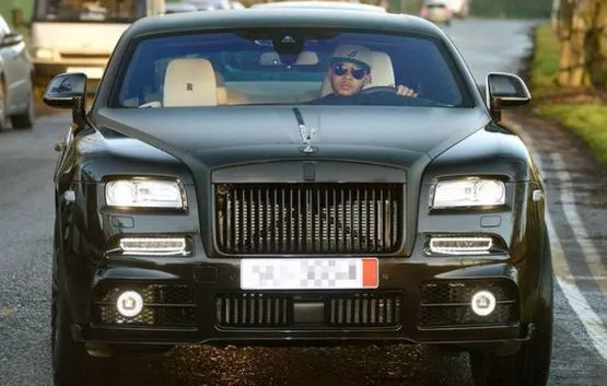 Photo : La Rolls à 450 000 € de Memphis Depay