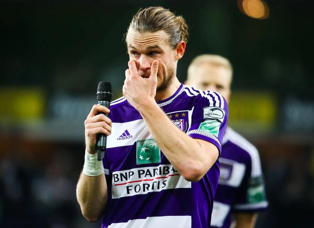 Gillet Body, Action 2 en 1