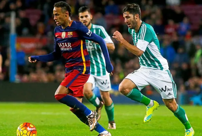 Vidéo : La talonnade de Neymar