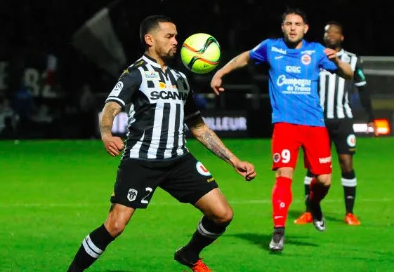 Reims s’éteint, Angers chauffe et la Bretagne s’enflamme