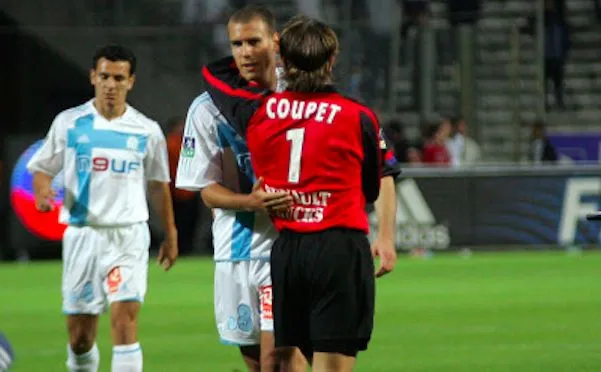 De l&rsquo;importance des câlins dans le football