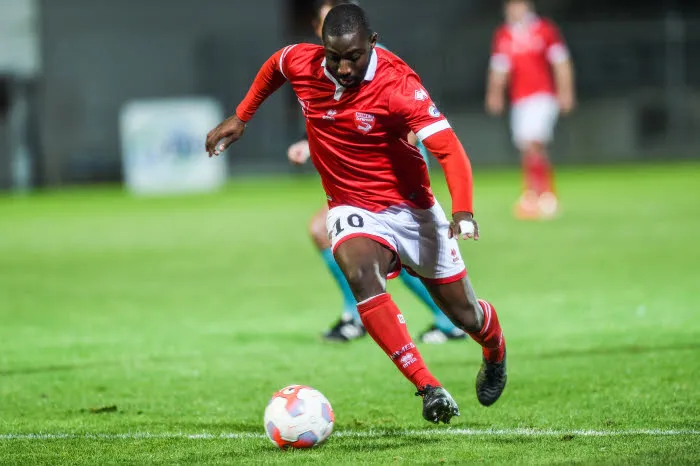 Nîmes flambe, Metz s’accroche et Auxerre se relance