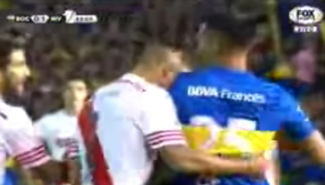 Vidéo : 5 expulsions pour un amical entre Boca et River