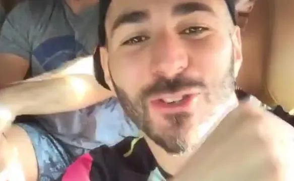 Benzema s’ambiance dans sa caisse