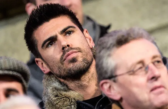 Valdés sur le chemin boueux d’un stade belge