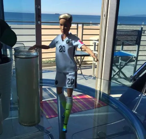 Barbie footballeuse arrive