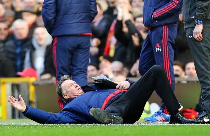 Quand Van Gaal simule