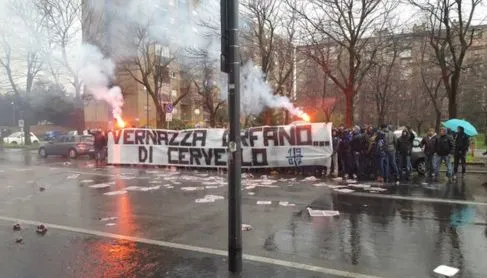 Des fans de l&rsquo;Atalanta protestent contre la Gazzetta