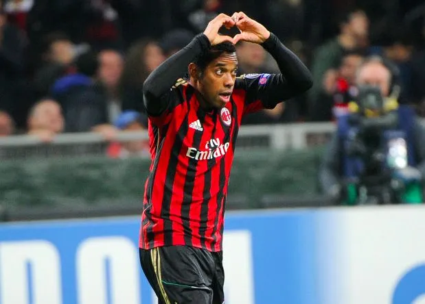 Robinho inscrit un triplé au Brésil