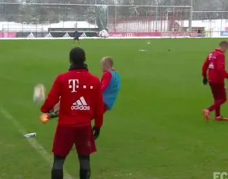Le super combo de Robben et Müller à l’entraînement