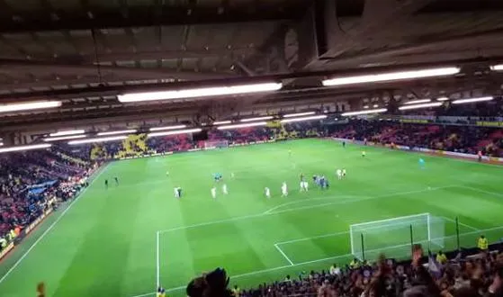 Le chant des fans de Leicester pour Ranieri