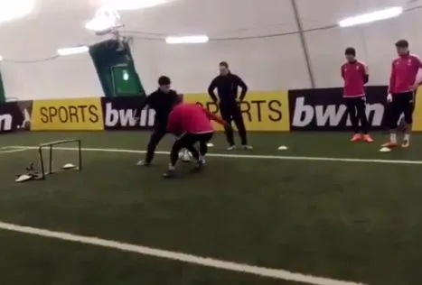 Évra mis à l&rsquo;amende par un freestyler