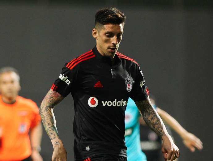 La passe dé&rsquo; de Sosa pour Gómez